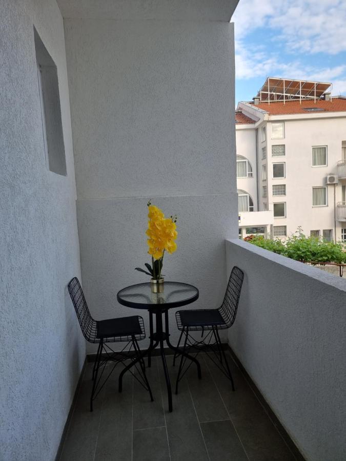 Dom B Apartments Budva Exteriör bild